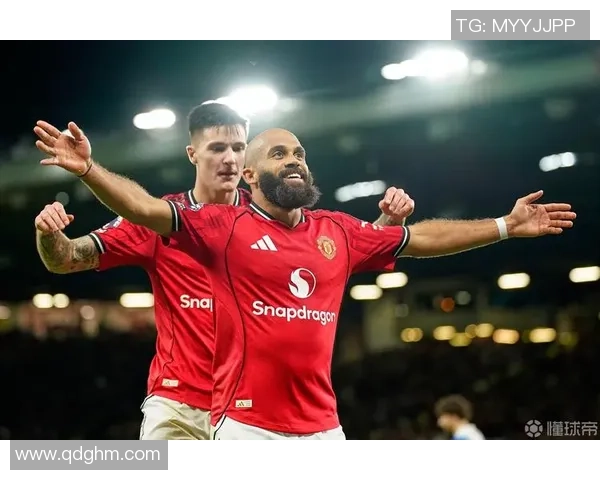 英超足球明星卡尔的职业生涯与成就解析